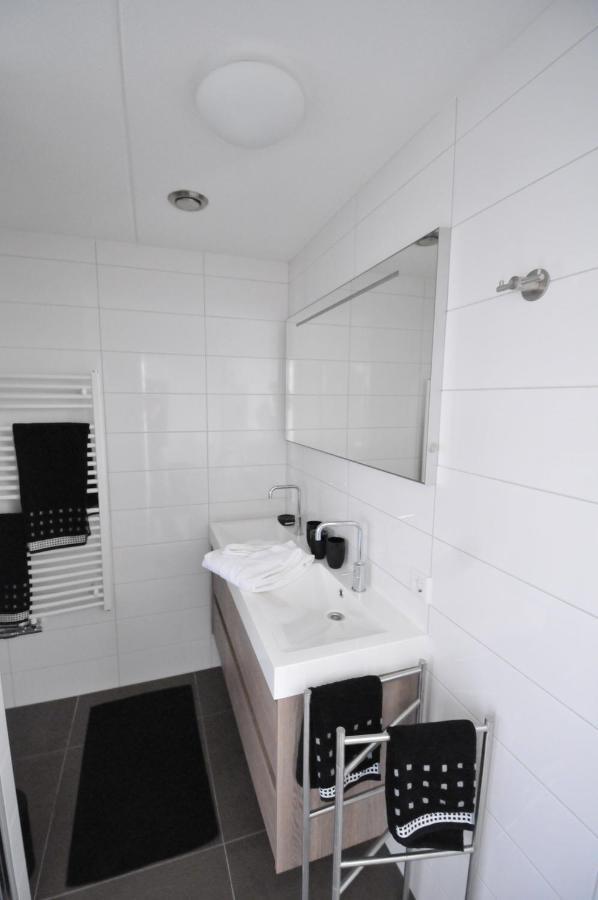 Vrijvakantiehuis Roosjesweg 1A ดอมเบิร์ก ภายนอก รูปภาพ